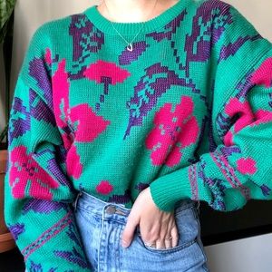 80s vintage colorful floral sweater. Size Large